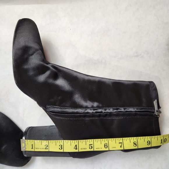 Size 10 Bootie Satin Rounded Heeled boot Fabric Black JESSICA SIMPSON - Picture 14 of 16